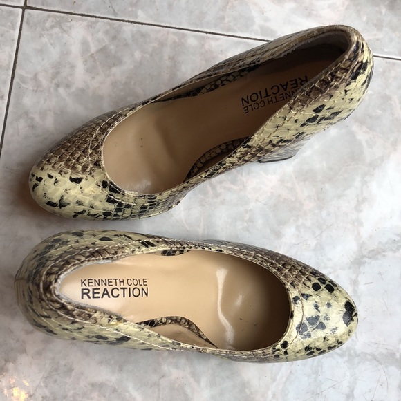 Kenneth Cole Reaction Platform High Heels - Picture 5 of 12
